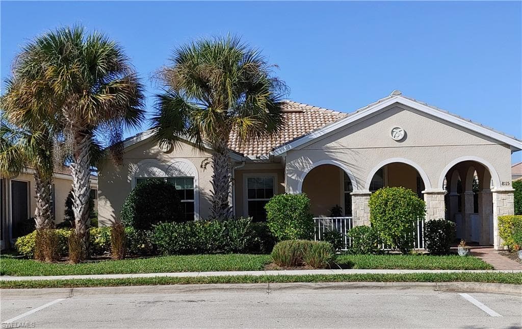 8115 Sorrento LN NAPLES, FL 34114