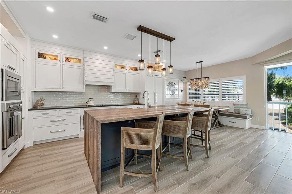 164 Barefoot CIR 36 BONITA SPRINGS, FL 34134
