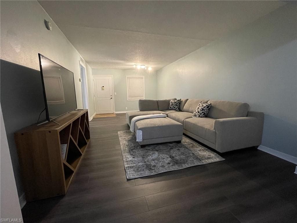 1724 Pine Valley DR 106 FORT MYERS, FL 33907