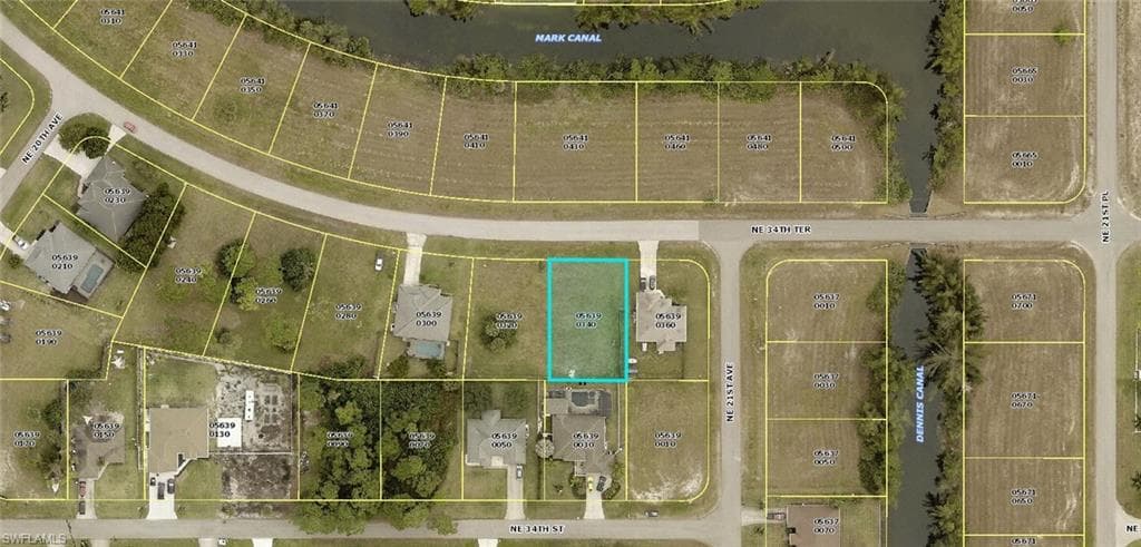 2028 NE 34th TER CAPE CORAL, FL 33909