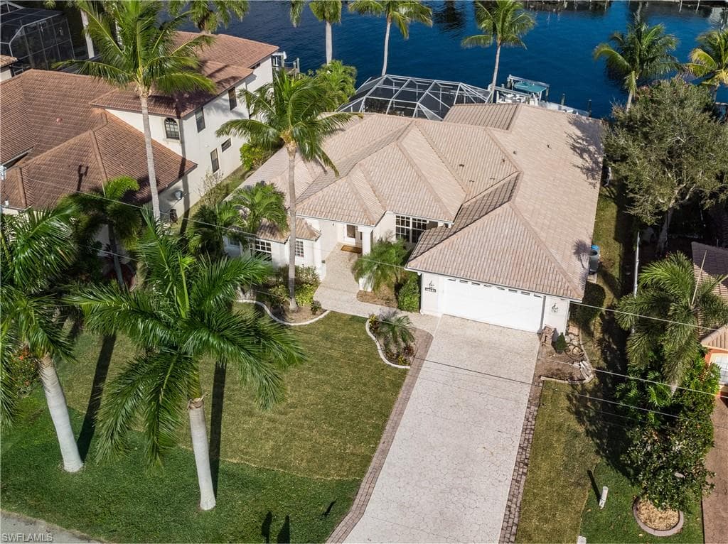 5405 SW 25th PL CAPE CORAL, FL 33914