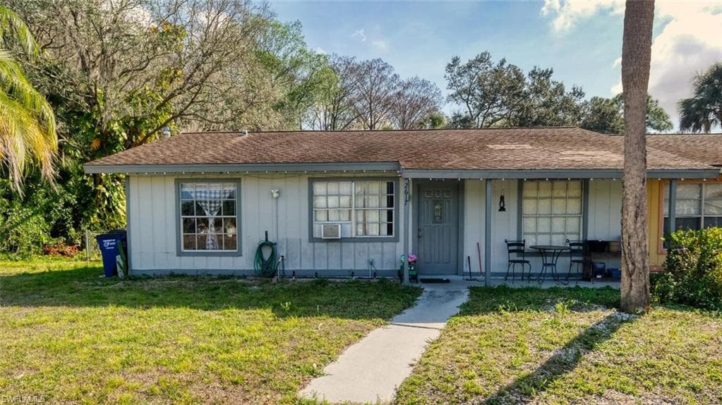 2617 Nightshade LN FORT MYERS, FL 33905