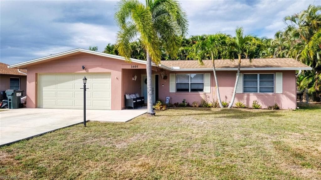 1605 S Mayfair RD FORT MYERS, FL 33919