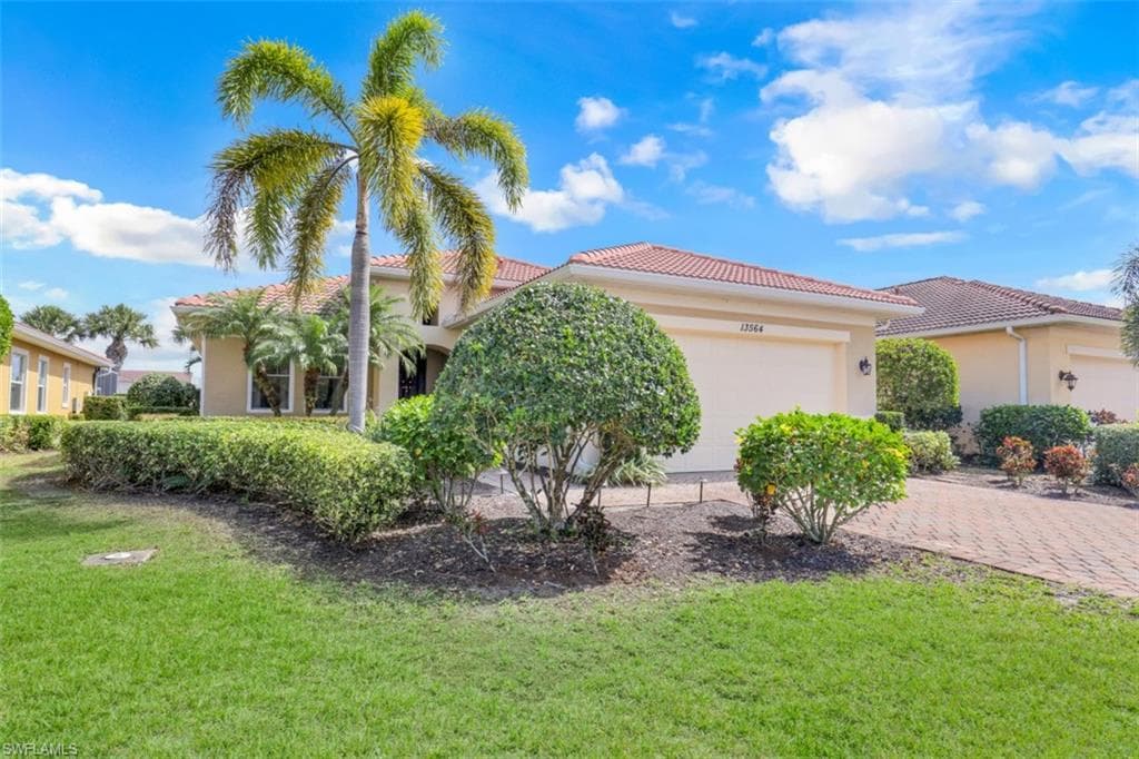 13564 Manchester WAY NAPLES, FL 34109