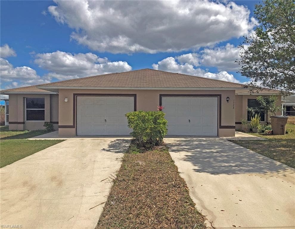 1521/1523 Gordon AVE S LEHIGH ACRES, FL 33973