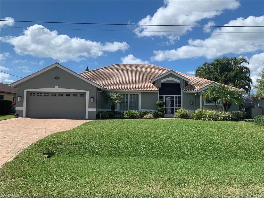 4026 SW 12th PL CAPE CORAL, FL 33914
