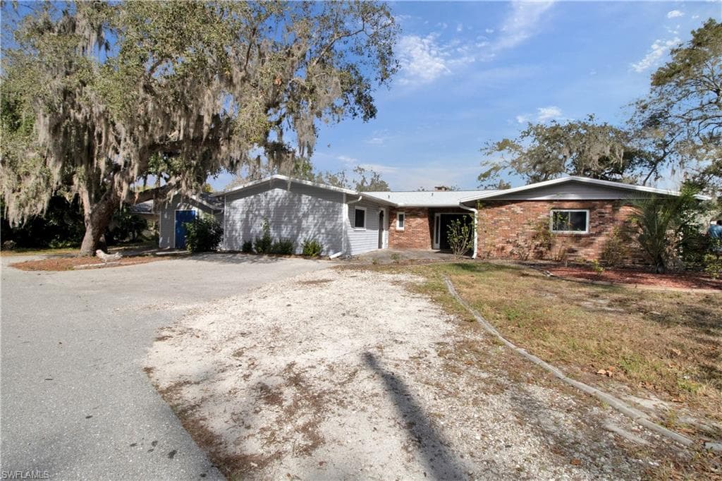3414 Allapatchee DR PUNTA GORDA, FL 33950