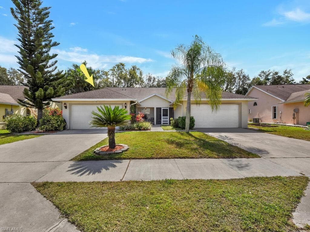566 Saint Andrews BLVD 23 NAPLES, FL 34113
