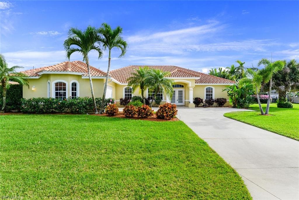 28920 Winthrop CIR BONITA SPRINGS, FL 34134