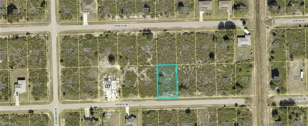 2608 69th ST W LEHIGH ACRES, FL 33971
