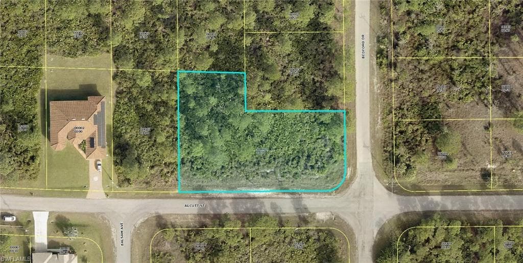 710 Bedford DR LEHIGH ACRES, FL 33974