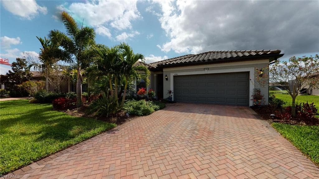 5940 Prosperity LN AVE MARIA, FL 34142