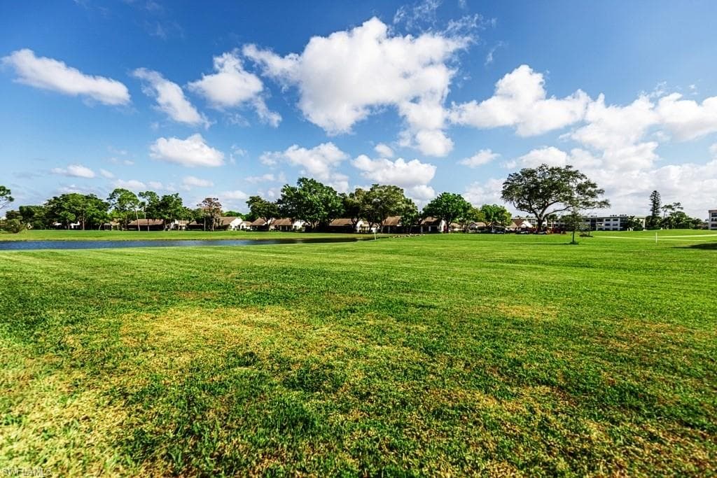 7406 Lake Breeze DR 111 FORT MYERS, FL 33907
