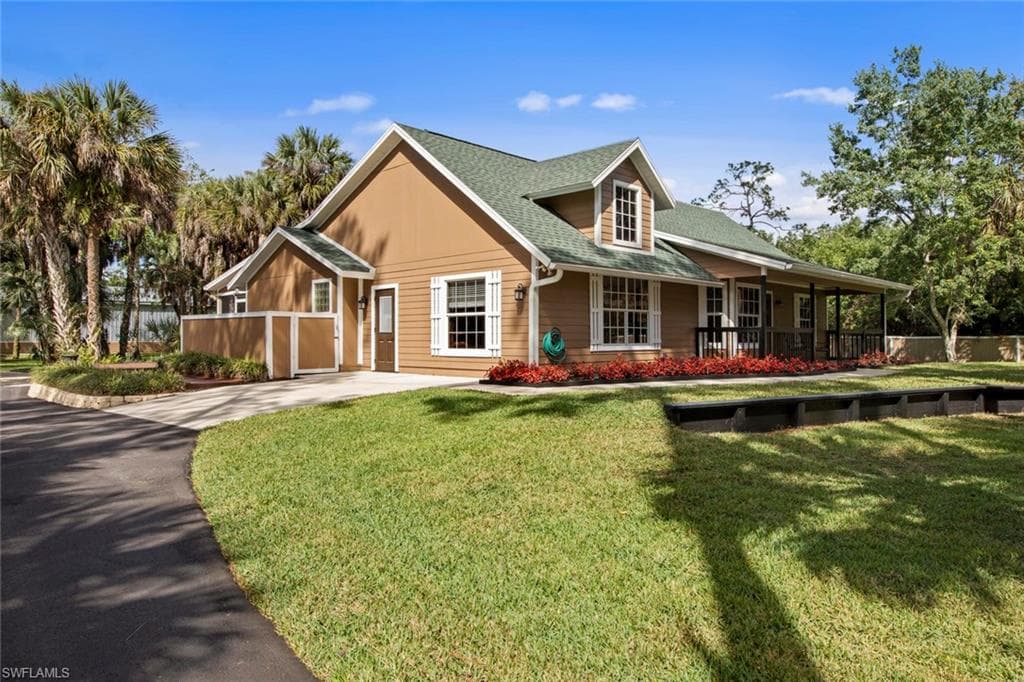 161 7th ST SW NAPLES, FL 34117