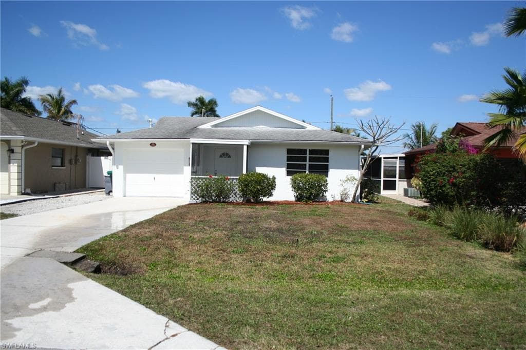 725 99th AVE N NAPLES, FL 34108