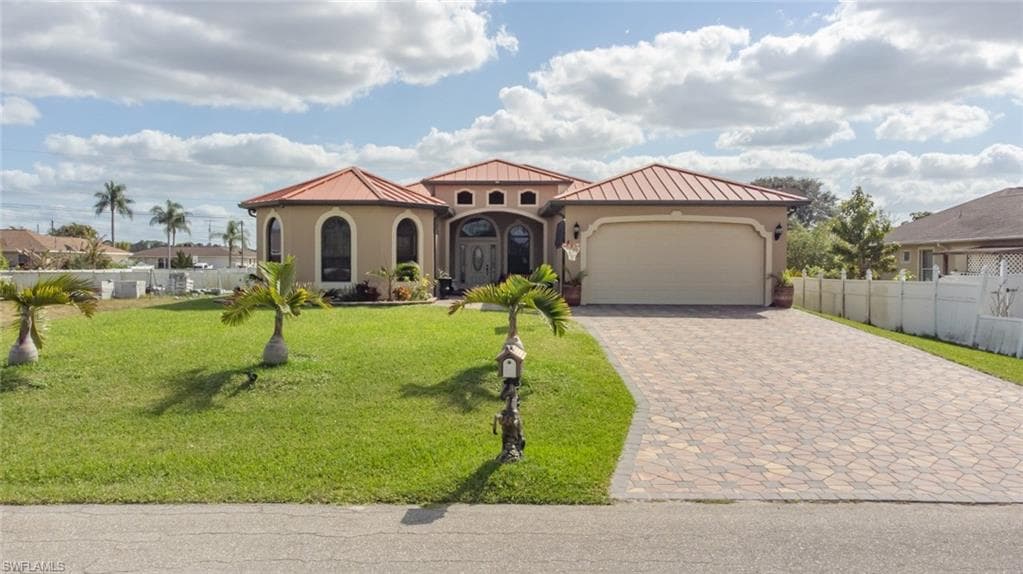 4507 7th ST W LEHIGH ACRES, FL 33971