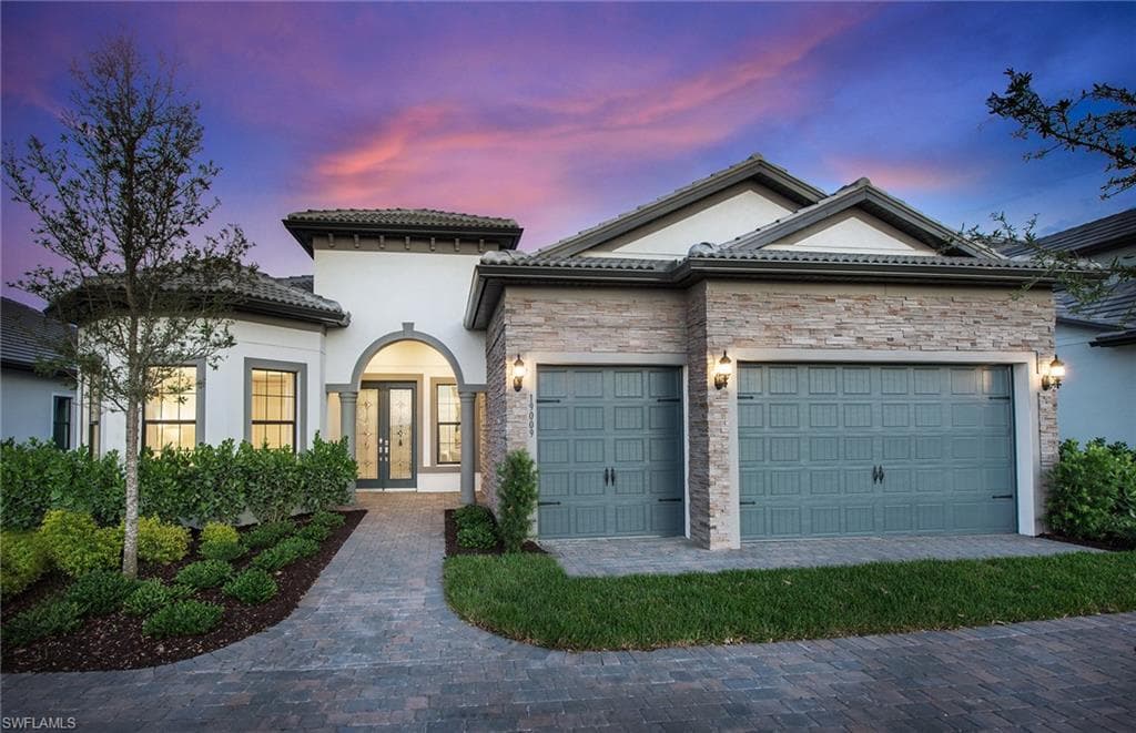 19009 Aqua Shore DR FORT MYERS, FL 33913