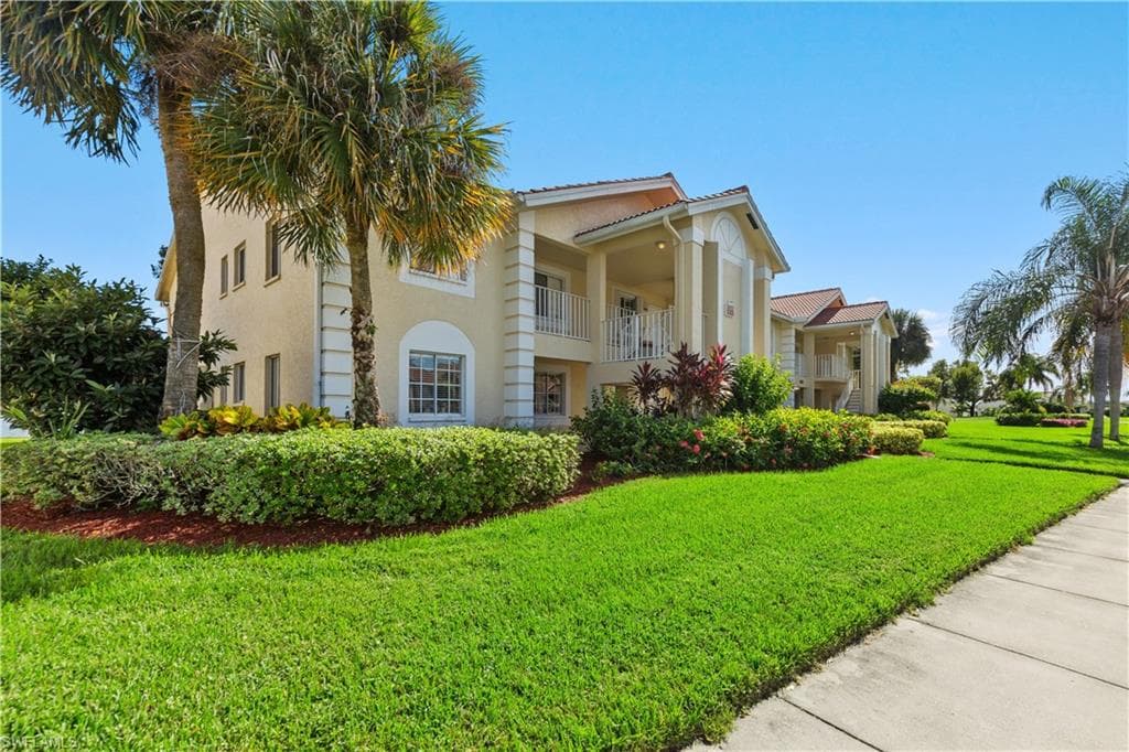 7706 Jewel LN 102 NAPLES, FL 34109