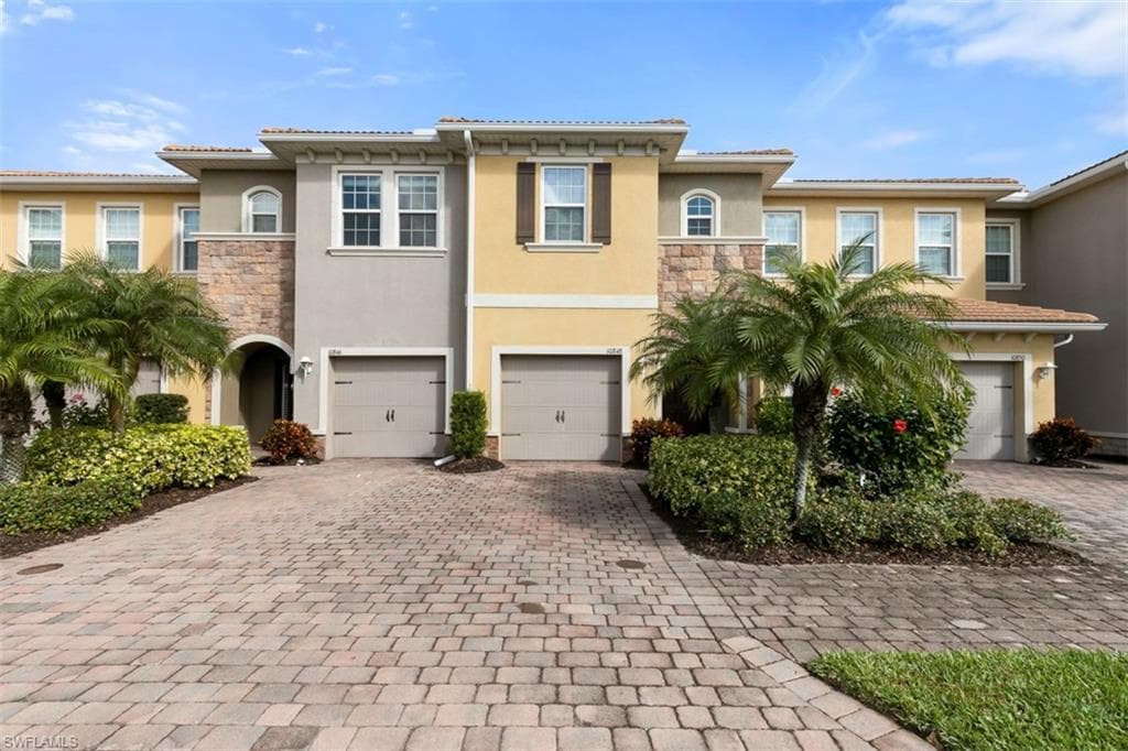 10848 Alvara WAY BONITA SPRINGS, FL 34135