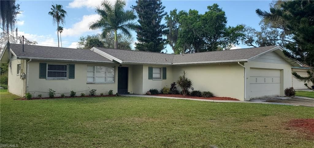 14813 Oakwood CT FORT MYERS, FL 33905