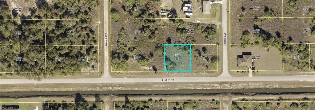 3605 16th ST LEHIGH ACRES, FL 33972