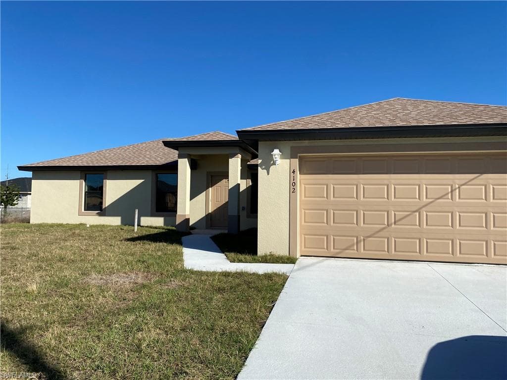 4102 36th ST SW LEHIGH ACRES, FL 33976