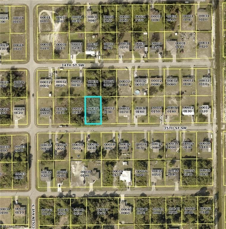 3914 35th ST SW LEHIGH ACRES, FL 33976