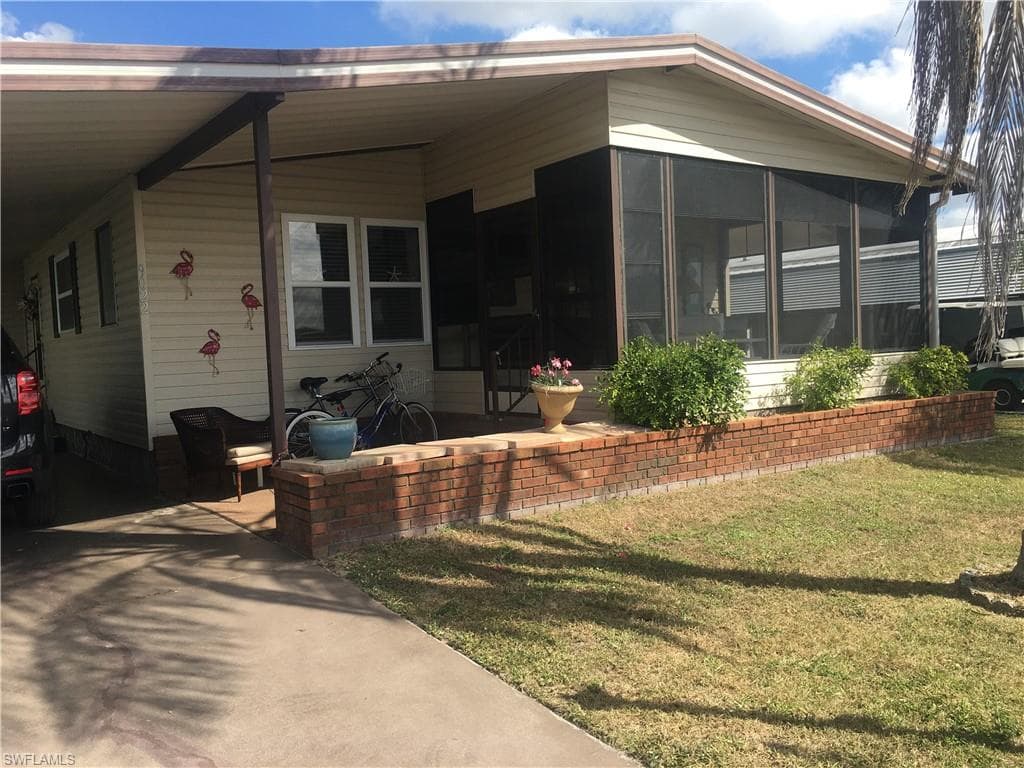 9022 Arbor DR NORTH FORT MYERS, FL 33903