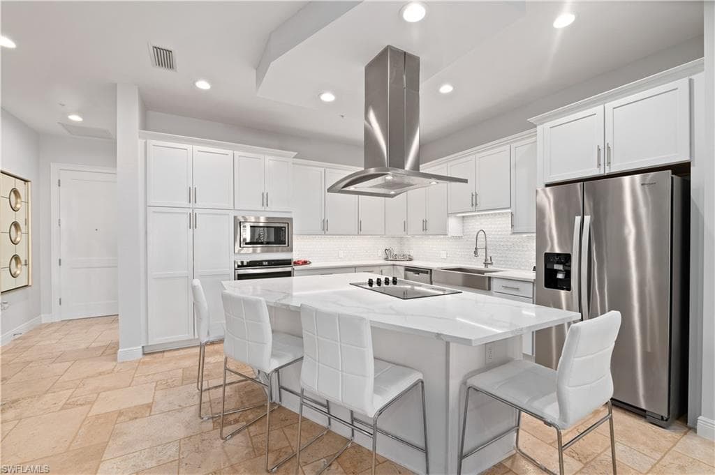 21490 Strada Nuova CIR 211 ESTERO, FL 33928