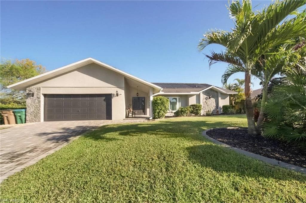 2131 SE 10th TER CAPE CORAL, FL 33990