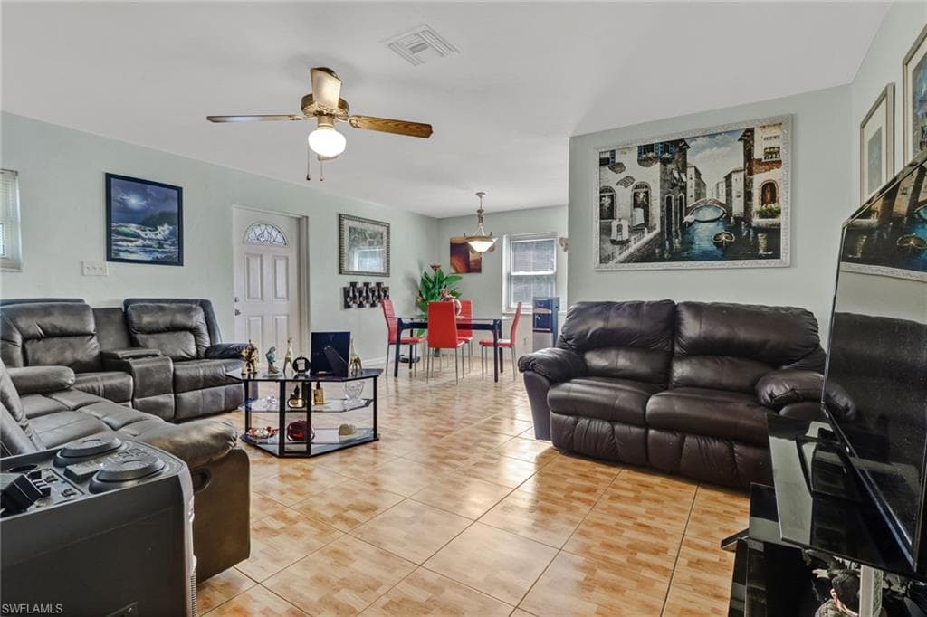 1081 17th ST SW NAPLES, FL 34117