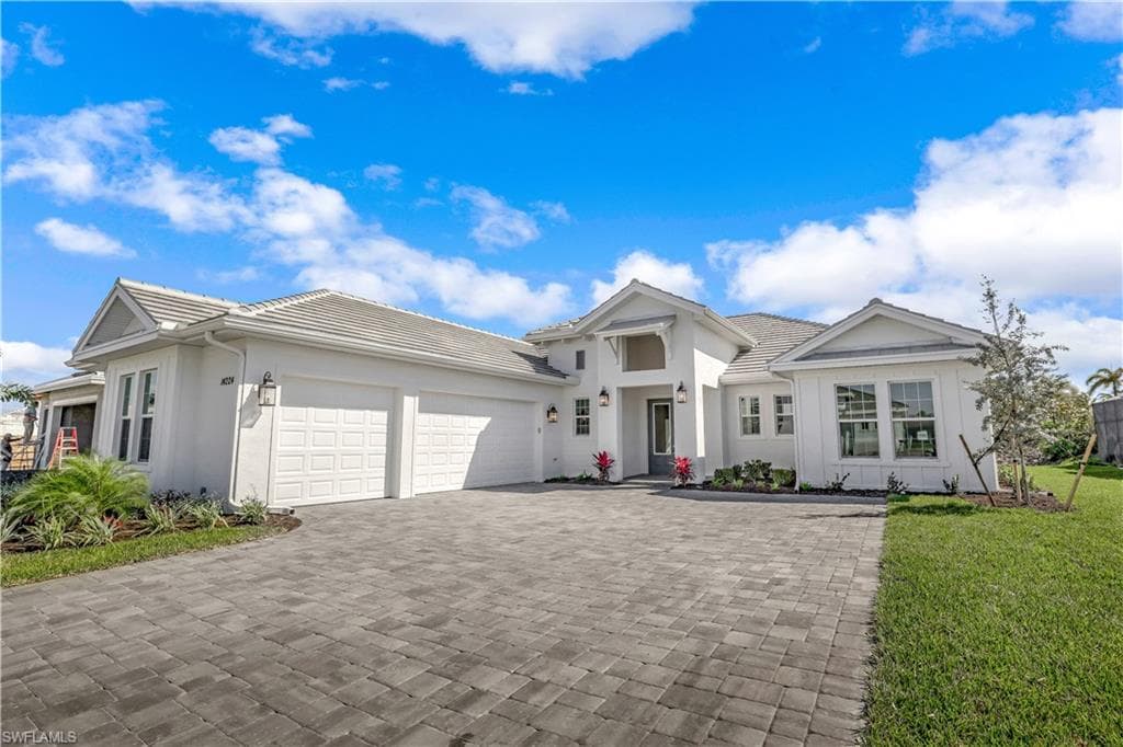 14224 Laguna Springs LN NAPLES, FL 34114