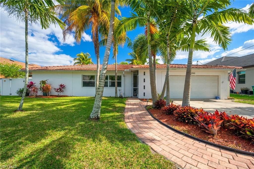 2510 SE 28th ST CAPE CORAL, FL 33904