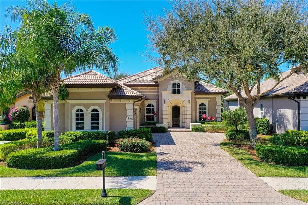 7679 Cottesmore DR NAPLES, FL 34113