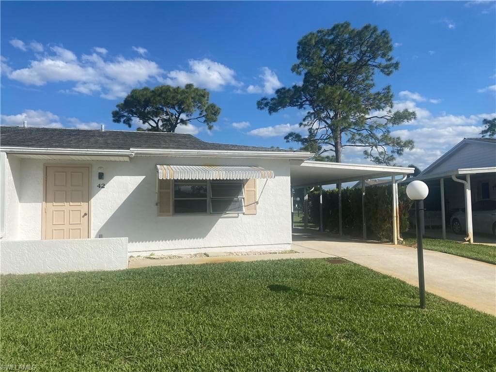42 Pinewood BLVD LEHIGH ACRES, FL 33936