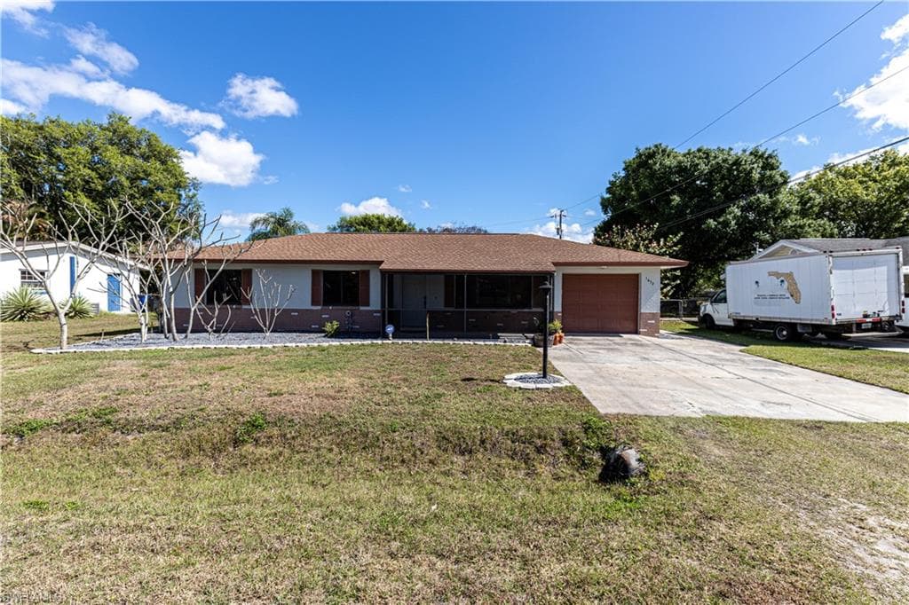 1432 Glick DR NORTH FORT MYERS, FL 33917