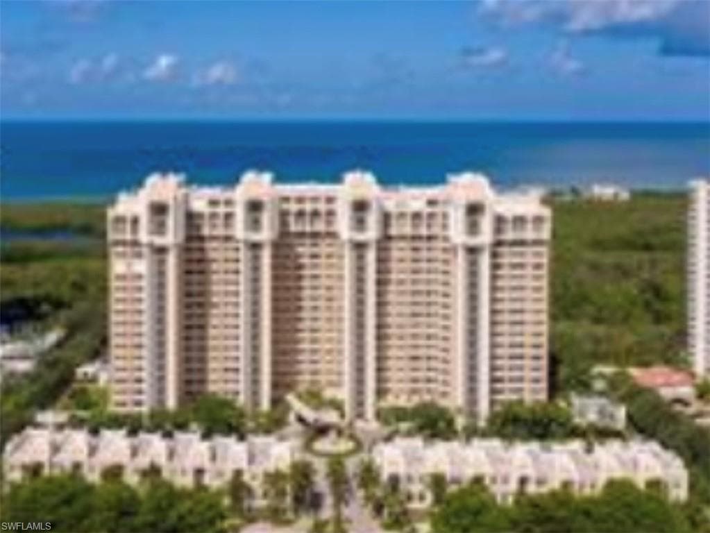 7117 Pelican Bay BLVD 201 NAPLES, FL 34108