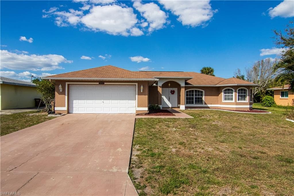 1103 SE 37th ST CAPE CORAL, FL 33904