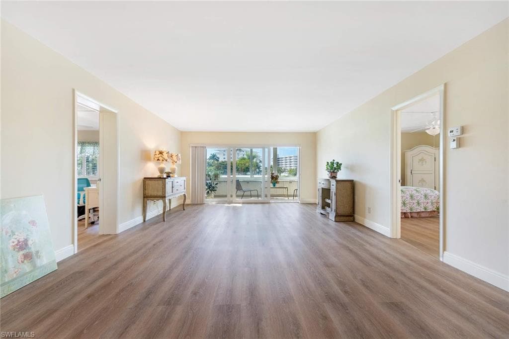 3410 Gulf Shore BLVD N 206 NAPLES, FL 34103