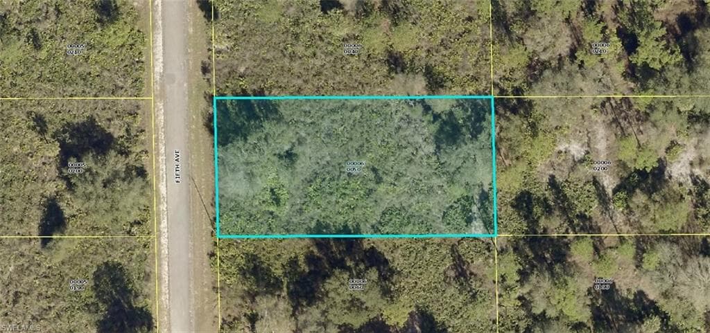1614 5th AVE LEHIGH ACRES, FL 33972