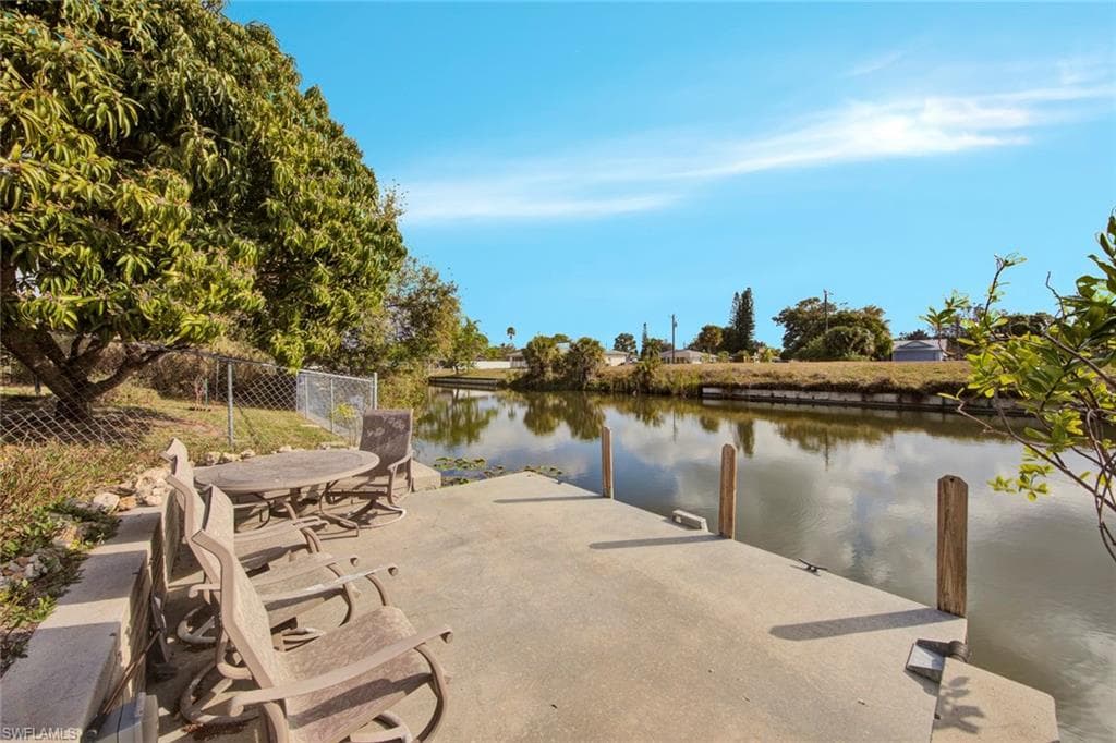 11 SE 16th PL CAPE CORAL, FL 33990