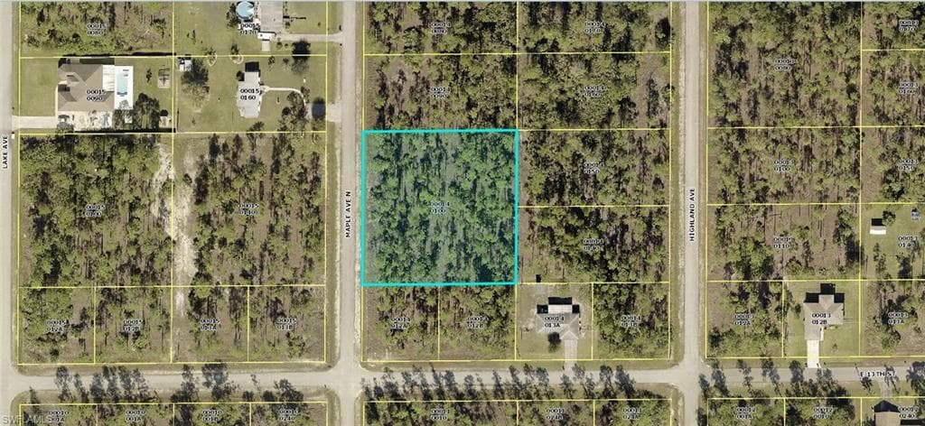 1304 Maple AVE N LEHIGH ACRES, FL 33972