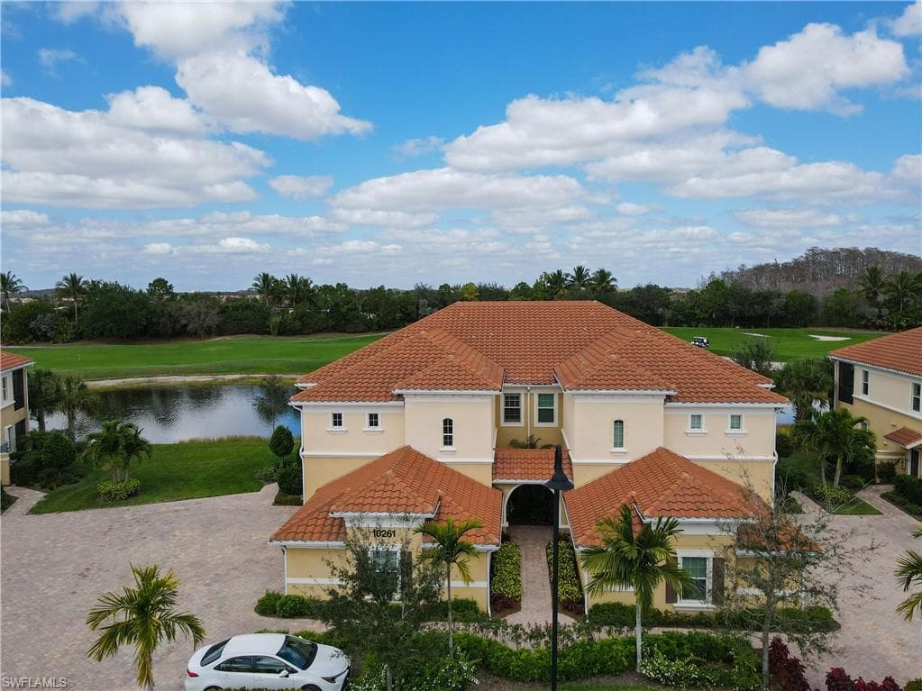 10261 Glastonbury CIR 201 FORT MYERS, FL 33913