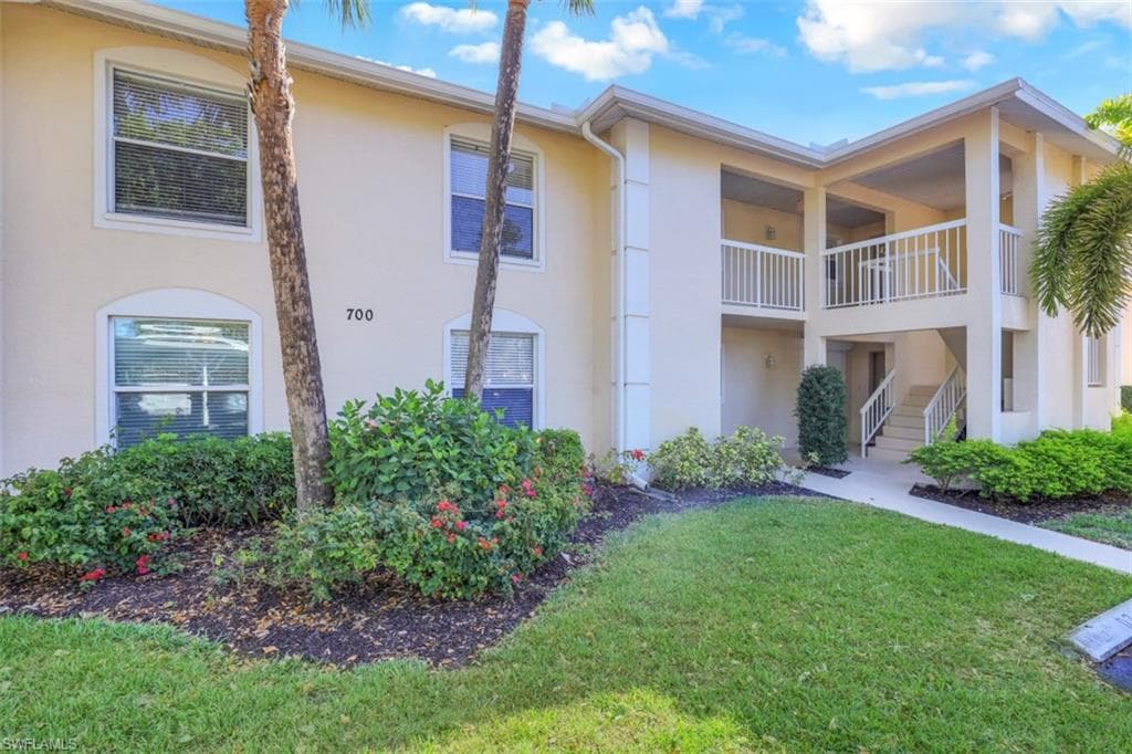 700 Landover CIR 103 NAPLES, FL 34104