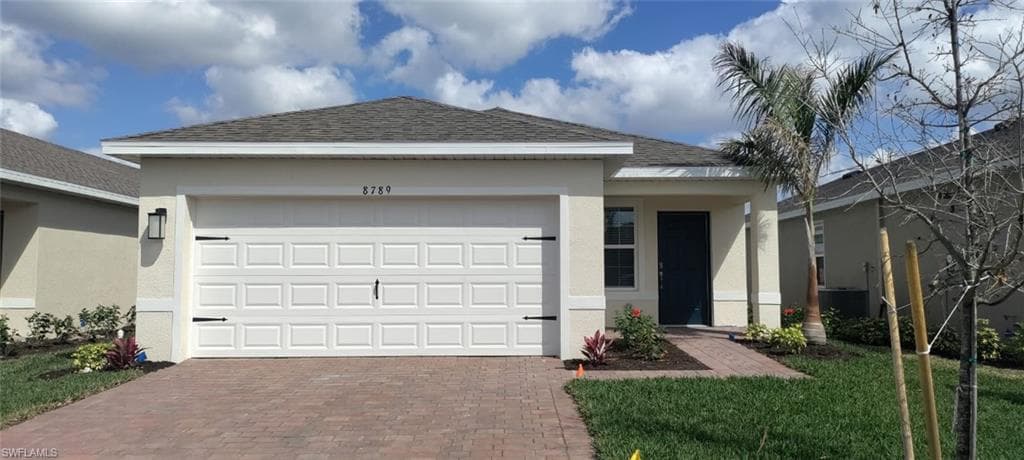 8789 SWELL BROOKS CT NORTH FORT MYERS, FL 33917