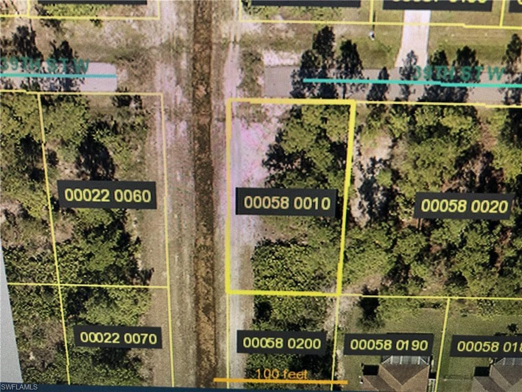 2819 39th ST W LEHIGH ACRES, FL 33971