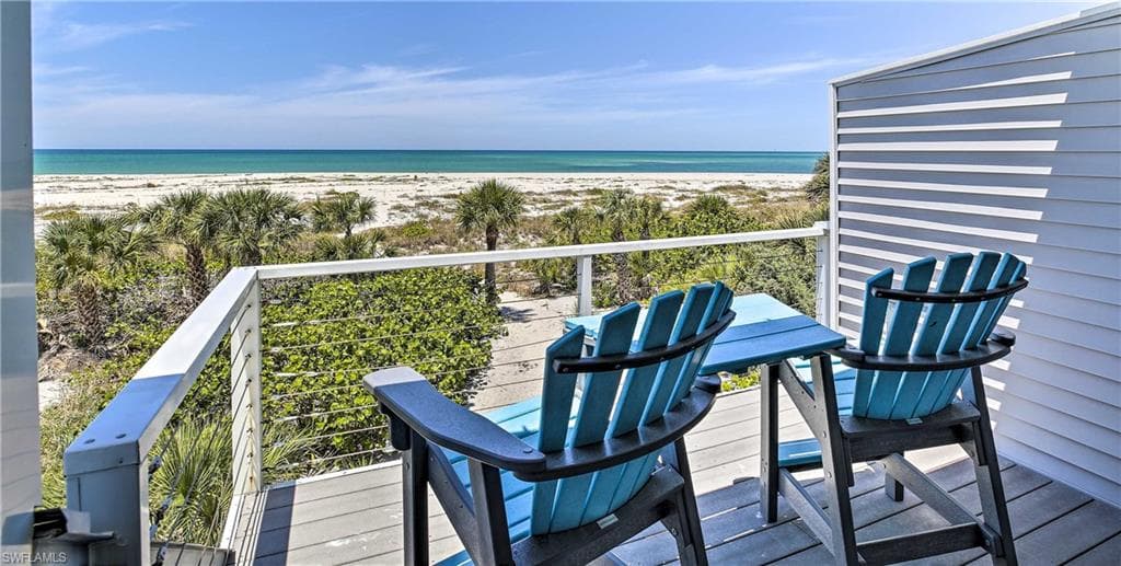 640 Gulf LN 4 Upper Captiva, FL 33924