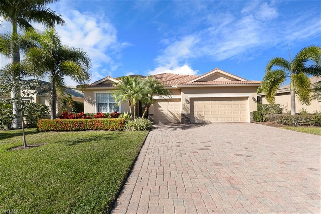 8144 Piedmont DR NAPLES, FL 34104
