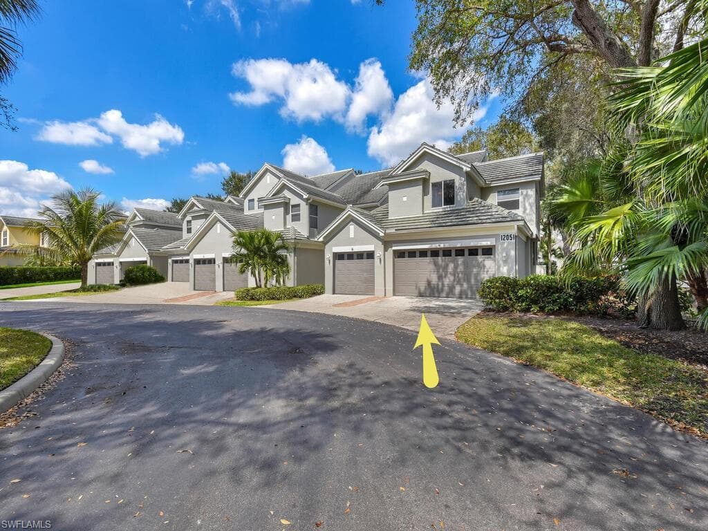 12051 Champions Green WAY 324 FORT MYERS, FL 33913