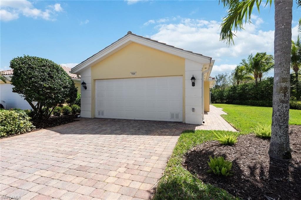 7504 Novara CT NAPLES, FL 34114